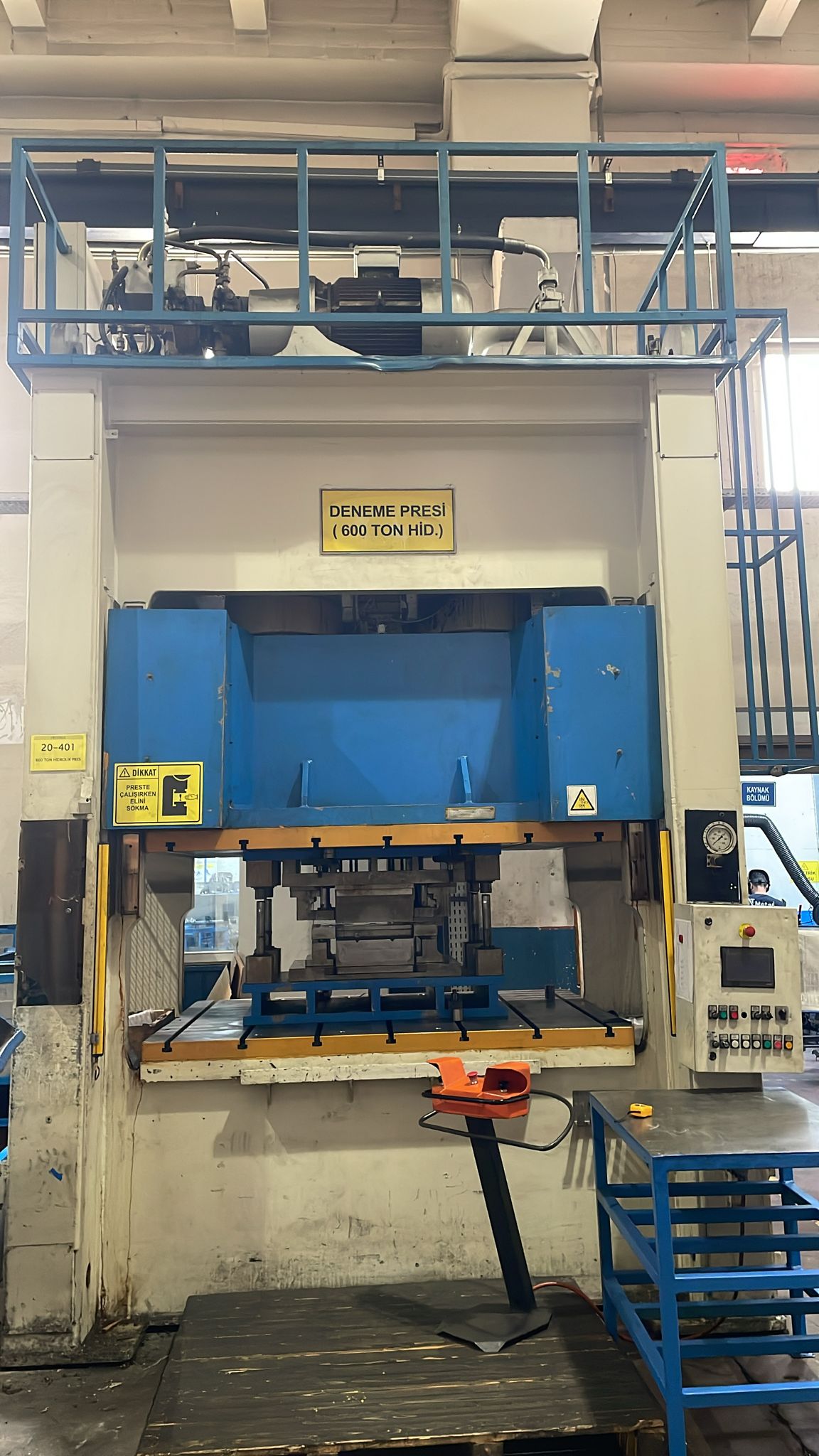 MÜLLER WEINGARTEN  600 TON HİDROLİK ZEMİN ÜSTÜ PRES (2.EL) - parcayakala.com.tr